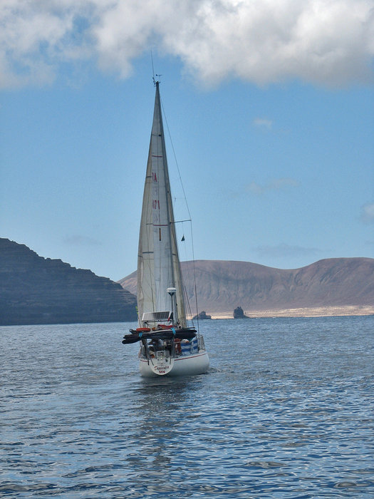 8 avril 2015 en nav vers l'ile de la Graciosa (10).JPG (1.15 Mio) Consulté 28552 fois daltica en nav