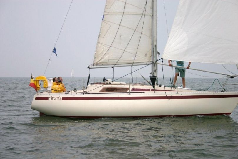 mercedes_4.jpg mercedes_4.jpg