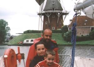 moulin.jpg moulin.jpg